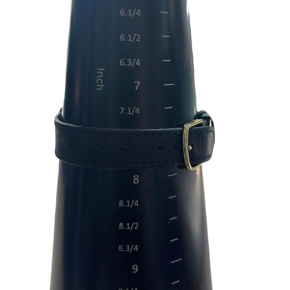 DISNEY SNOW WHITE & The 7 Dwarves Timex Water Resistant 28mm Watch - Picture 4 of 4